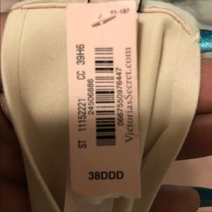 Incredible Perfect Coverage Bra Victoria’s Secret